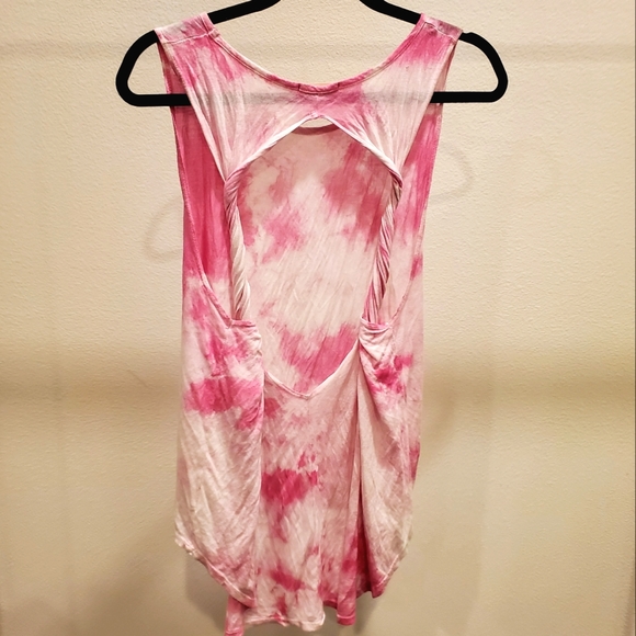 Twist open back tank - Picture 4 of 6